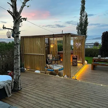 «sea View Finnoy Island» Apartment